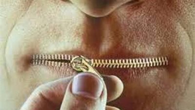 حقيقة الفرق في الثرثرة بين الرجال والنساء.. دراسة تكشف