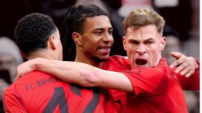 بايرن ميونخ يتقدم علي هولشتاين كيل بثنائية في الشوط الأول 