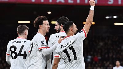 بعد محمد صلاح، صراع جديد بين الهلال والنصر لضم نجم ليفربول 