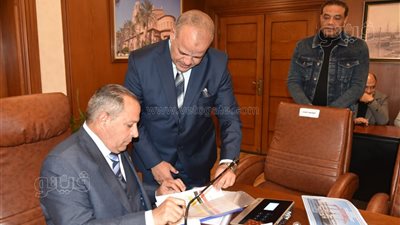 محافظ بورسعيد يعتمد نتيجة الشهادة الإعدادية للفصل الدراسي الأول بنسبة نجاح 74,5 % 