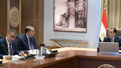 مدبولي: الرئيس السيسي وجه بتوسيع دائرة الحوار الوطني 