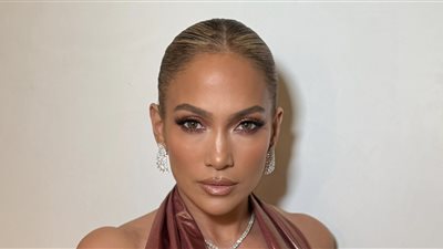 نجوم الموسيقى يتألقون في حفل ما قبل توزيع جوائز جرامي (فيديو)