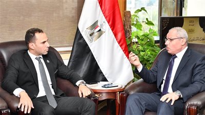 رئيس جامعة القناة يبحث مع مدير فرع الرعاية الصحية بالإسماعيلية تطوير الخدمات (صور ) 