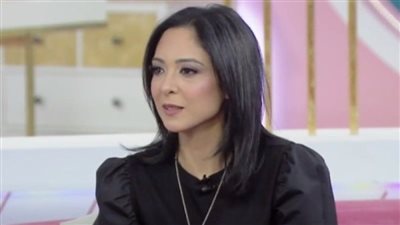 فريق بحث لكشف ملابسات إصابة ابنة الفنان المنتصر بالله في حادث سير بأكتوبر