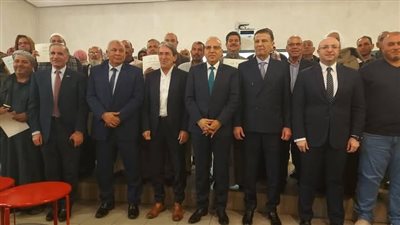 محافظ الوادي الجديد يُشارك بمنتدى 