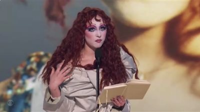 تشابيل روان تفوز بجائزة أفضل فنانة جديدة في حفل جرامي