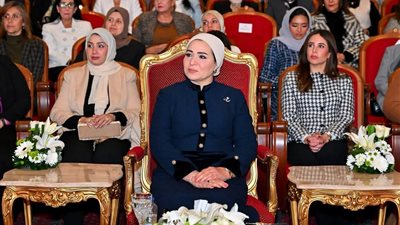قرينة السيسي: المرأة الواعية تصنع مستقبلًا أكثر إشراقًا لها ولوطنها