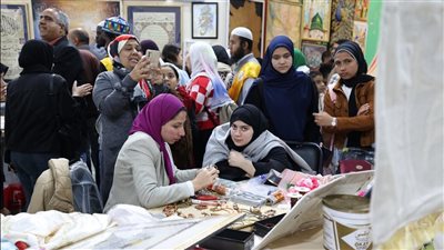 انطلاق فعاليات اليوم الـ11 بجناح الأزهر في معرض الكتاب بمبادرة 