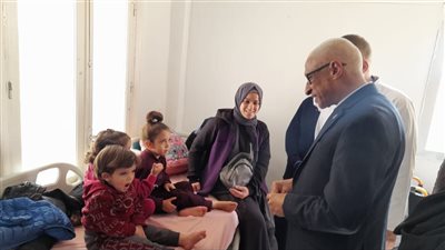 لليوم الثاني محافظ شمال سيناء يزور الجرحى الفلسطينيين في مستشفى الشيخ زويد