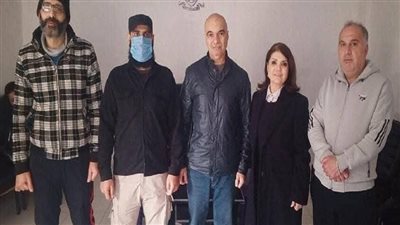 مذيعة سورية تلتقي بأخيها المختفي بعد مناشدتها الشرع 