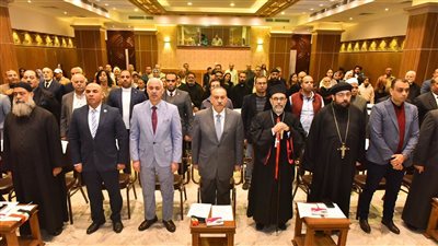 محافظ أسيوط يشهد فعالية 