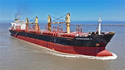 تداول 40 ألف طن بضائع و1076 شاحنة بموانئ البحر الأحمر