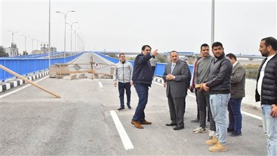 تمهيدا لافتتاحه، استمرار أعمال التشطيبات النهائية لكوبري منقباد في أسيوط