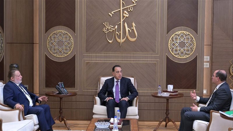 اجتماع برئاسة الدكتور