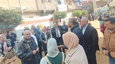 قافلة جامعة طنطا الطبية تفحص 1051 مريضًا بقرية كفر الشيخ مفتاح