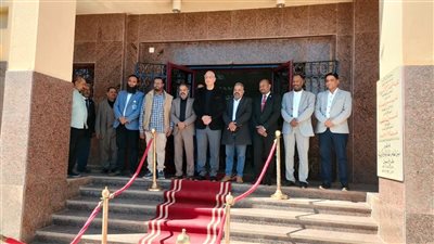 الرقابة على الصادرات تعقد لقاء مع المستخلصين ومندوبى الشركات بفرع الهيئة بأسوان 