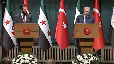 أردوغان يدعو لرفع العقوبات عن سوريا والشرع يدعو الرئيس التركي لزيارة دمشق