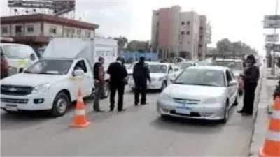 تحرير 839 مخالفة ملصق إلكتروني ورفع 39 سيارة ودراجة نارية متروكة