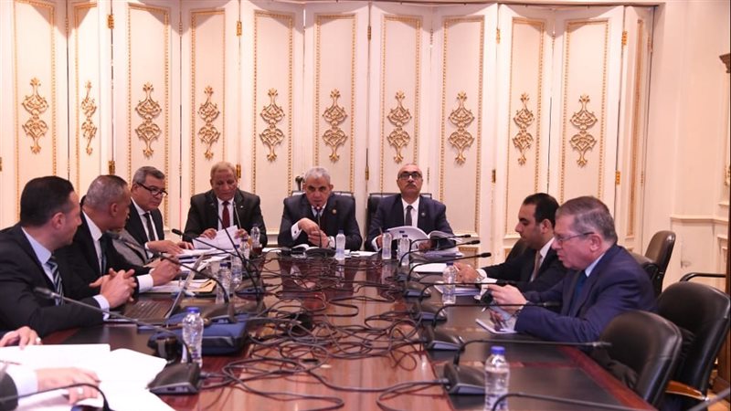 مناقشة مشروع قانون