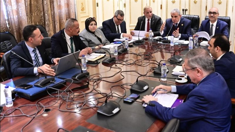 مناقشة مشروع قانون