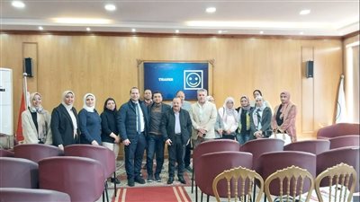 محافظ الدقهلية يتابع ملف تطوير خدمات الطب العلاجي بمديرية الصحة 