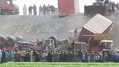 مصرع شخصين إثر انقلاب سيارة نقل ثقيل من أعلى كوبري بالغربية