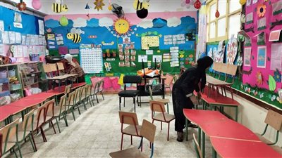 استمرار أعمال الصيانة بمدارس الجيزة قبل بدء الفصل الدراسي الثاني (صور)