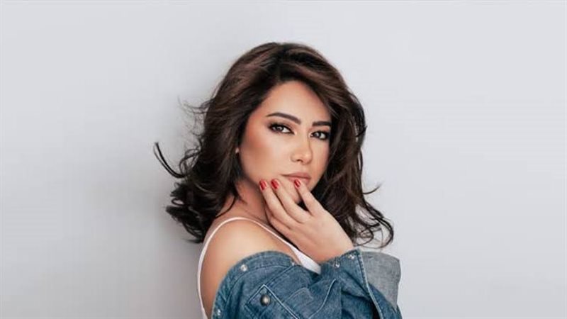 المطربة شيرين عبد