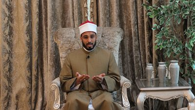 ليلة القدر 2025، الأزهر للفتوى يوضح مكانتها وأفضل الأعمال بها (فيديو)