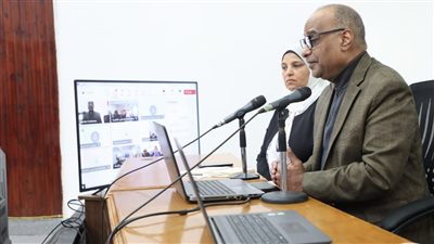 وزارة التعليم تنظم ورشة لتدريب معلمي الصف الأول الإعدادي على المناهج الجديدة