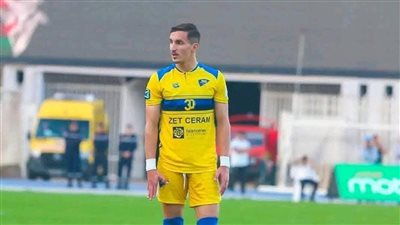 رئيس بارادو الجزائري يحسم موقف انتقال عادل بولبينة إلى الزمالك