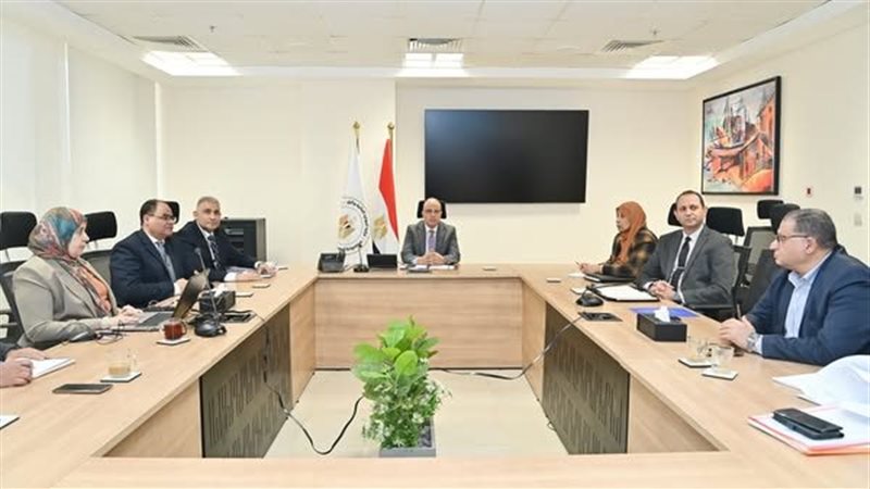 وزير الموارد المائية،