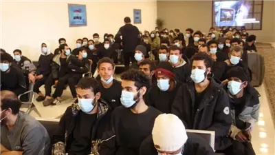 وصلوا بطريقة غير شرعية، السلطات الليبية ترحل عشرات المصريين 