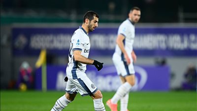 فيورنتينا يضرب إنتر ميلان بثلاثية في مباراة مؤجلة بالدوري الإيطالي (صور)