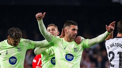 برشلونة يسحق فالنسيا بخماسية نظيفة ويتأهل لنصف نهائي كأس ملك إسبانيا (فيديو)