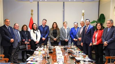 وزيرة التنمية المحلية تبحث مع وفد الوكالة الألمانية التعاون المشترك