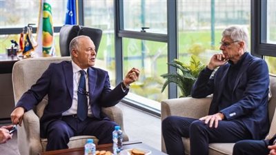 أبوريدة يتحدث عن زيارة فينجر ويعدد مزاياها