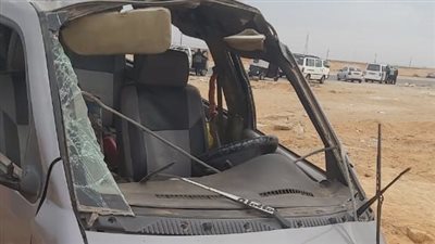 إصابة 10 أشخاص في حادث انقلاب ميكروباص بالإسماعيلية