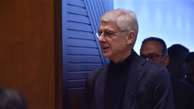 أبوريدة يصطحب فينجر فى جولة تفقدية لمركز المنتخبات الوطنية ومقر الجبلاية الجديد