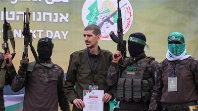 الاحتلال الإسرائيلي يتسلم أسماء الأسرى الثلاثة المقرر الإفراج عنهم غدًا 