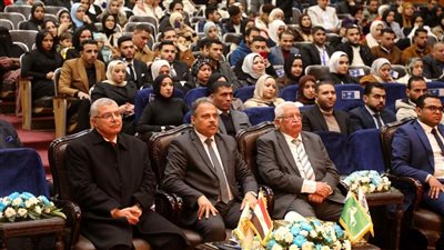 محافظ الشرقية يشهد الحفل السنوي لجمعية صناع الحياة بجامعة الزقازيق 