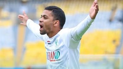 أزمة طاحنة تواجه أنيس بوجلبان في أول مهمة له مع المصري