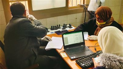 1963 مستفيدًا من القافلة الطبية بالعاشر من رمضان وتحويل 7 حالات لإجراء جراحات