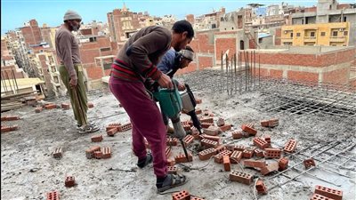 إزالة مخالفات بناء وإشغالات بعدد من المناطق بمدينة 6 أكتوبر 