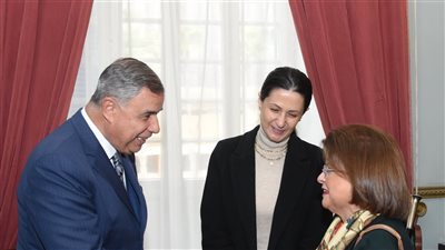 محافظ الإسكندرية يبحث مع قنصل عام اليونان التعاون المشترك