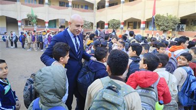 وزير التعليم يتابع انطلاق الفصل الدراسي الثاني بجولة على عدد من مدارس الدقهلية 