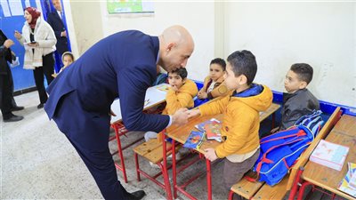 الدراسة بدأت.. جولة مفاجئة لوزير التربية والتعليم بمدارس الدقهلية.. و25 مليون طالب تستقبلهم الفصول الدراسية
