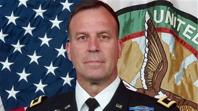 قائد القيادة الوسطى الأمريكي يلغي زيارته لـ غزة