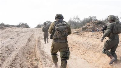 لن نترك شيئا للغزيين، جنود الاحتلال يحرقون مقتنياتهم قبل انسحابهم من محور نتساريم