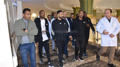 أبطال منتخب مصر والقلعة الحمراء يدعمون مرضى أورام الأقصر 